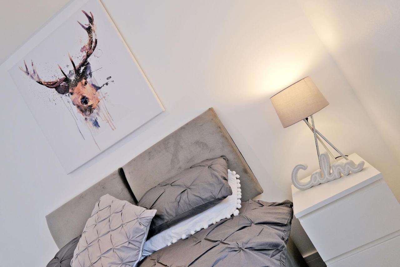 Contemporary Highland House Close To Town And Ben Nevis フォート・ウィリアム エクステリア 写真