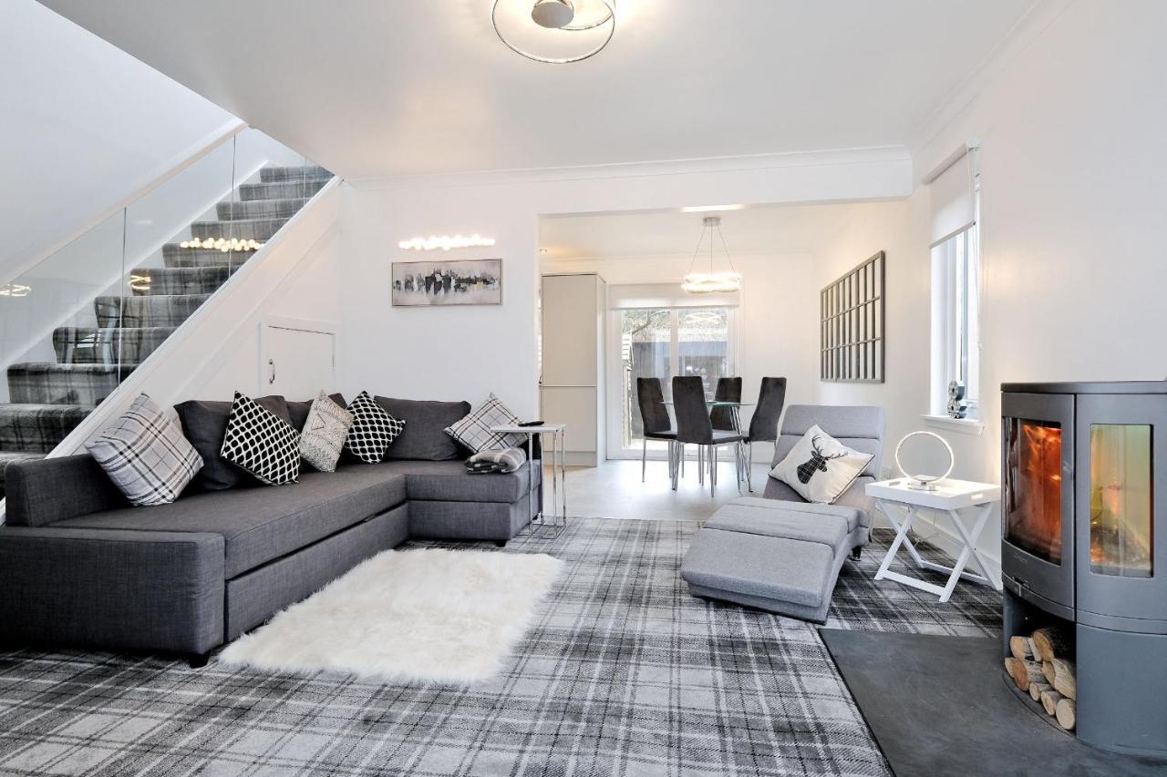 Contemporary Highland House Close To Town And Ben Nevis フォート・ウィリアム エクステリア 写真