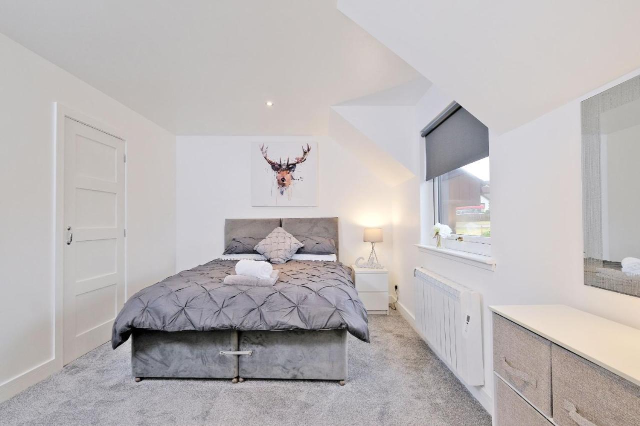 Contemporary Highland House Close To Town And Ben Nevis フォート・ウィリアム エクステリア 写真
