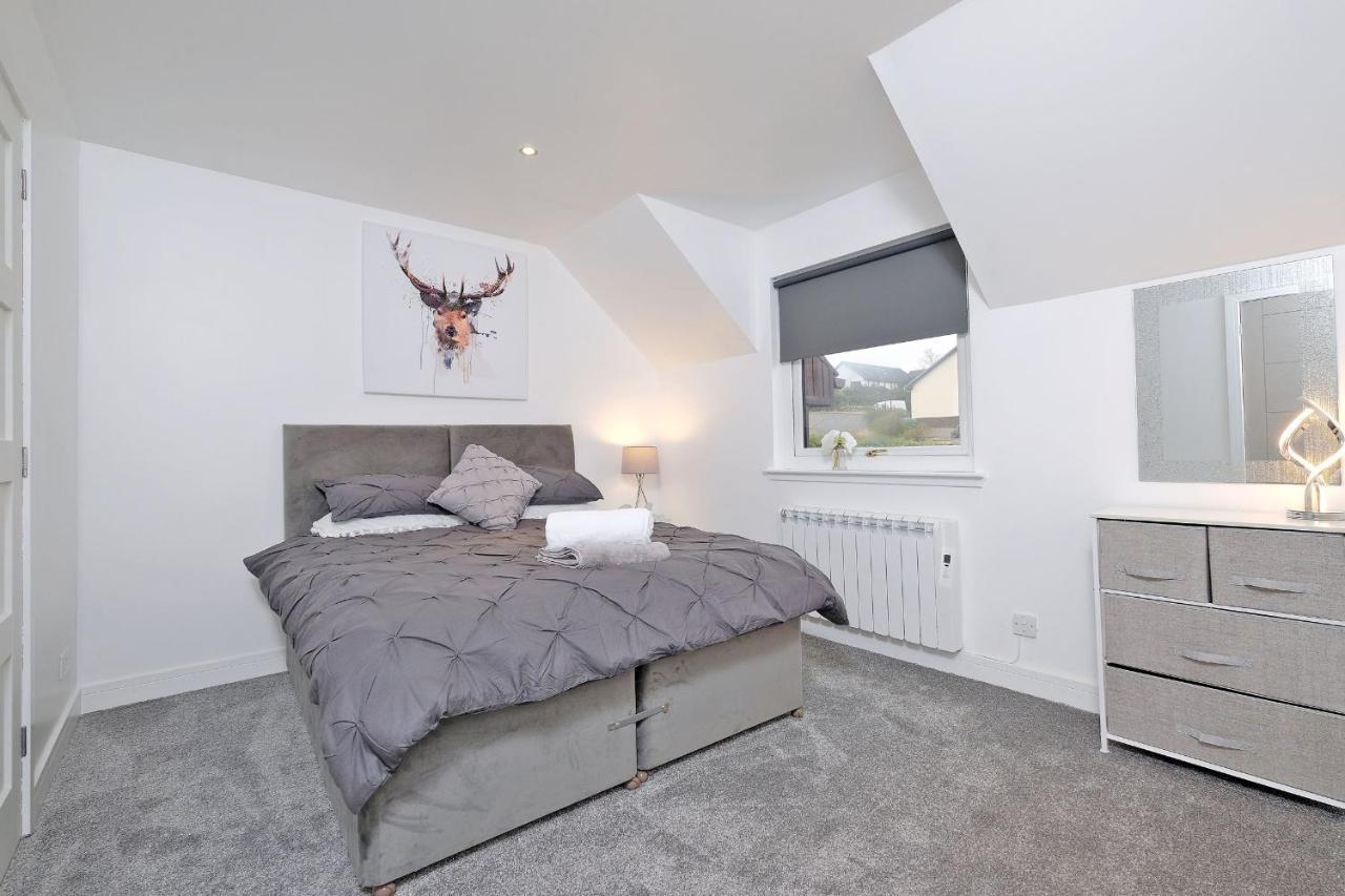 Contemporary Highland House Close To Town And Ben Nevis フォート・ウィリアム エクステリア 写真