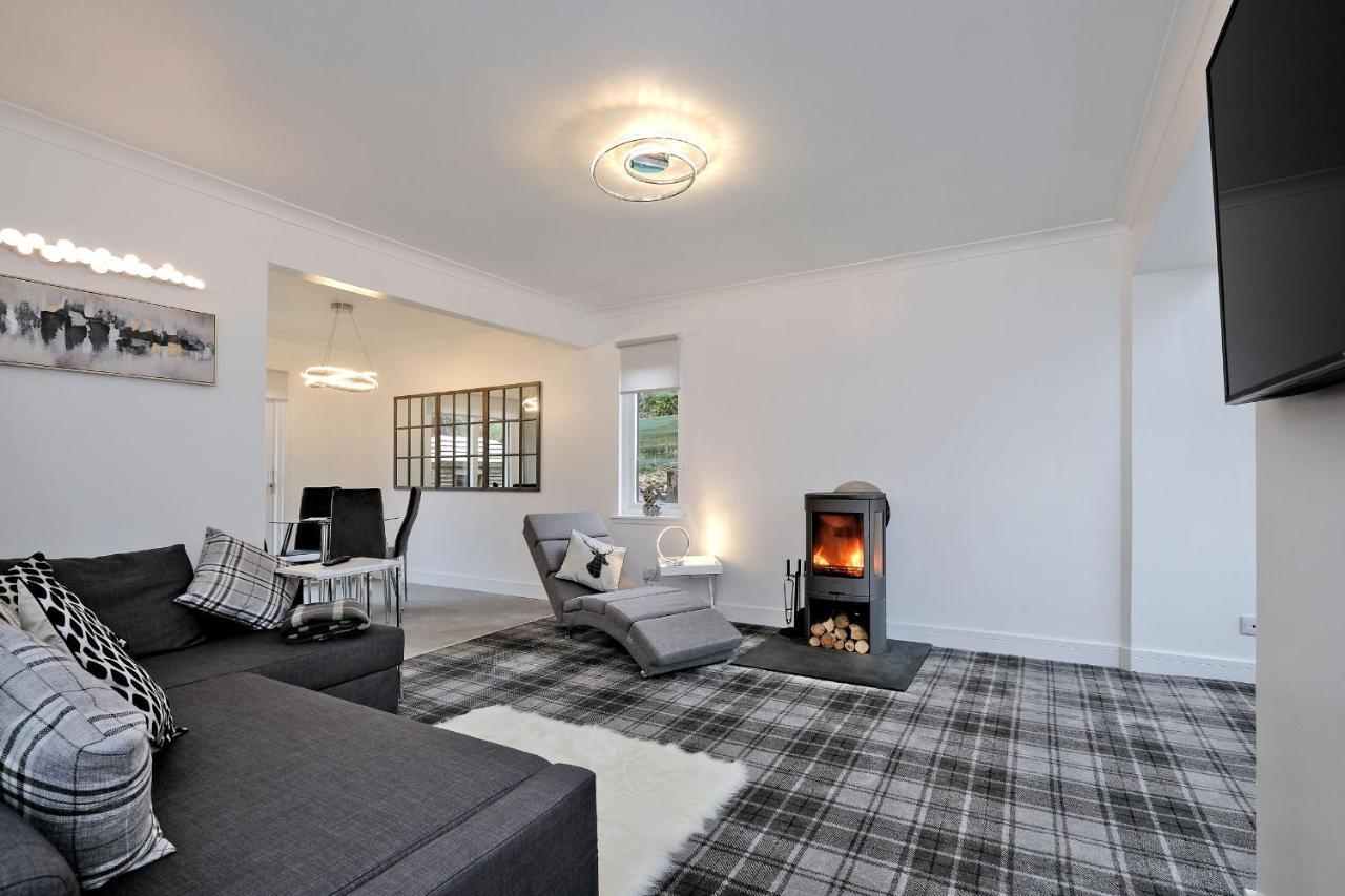 Contemporary Highland House Close To Town And Ben Nevis フォート・ウィリアム エクステリア 写真